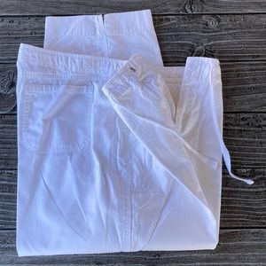 100% Cotton Lightweight High Rise Capri Pants